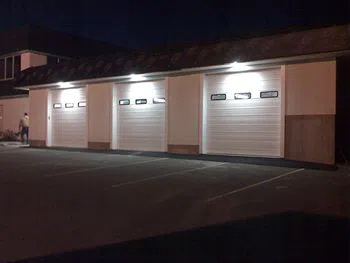 Garage Door Solution Service Louisville, KY 502-414-4577 - com-gdr-16m
